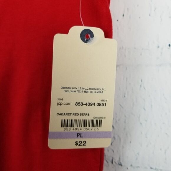 NWT. St.Johns Bay V Neck Graphic Tee. - Picture 5 of 7